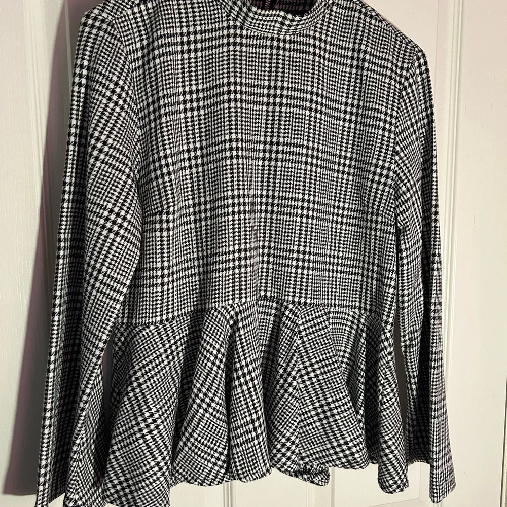 Topshop Black and White Boxy Peplum Blouse - Picture 5 of 5